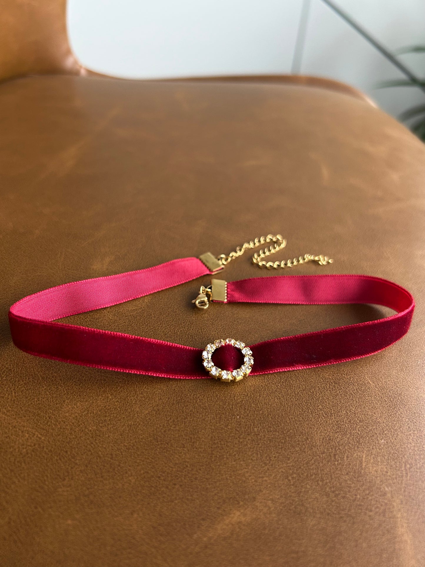 Aksamitka Bordowa - Choker na Szyję z Kółkiem z Cyrkonii - Selfish