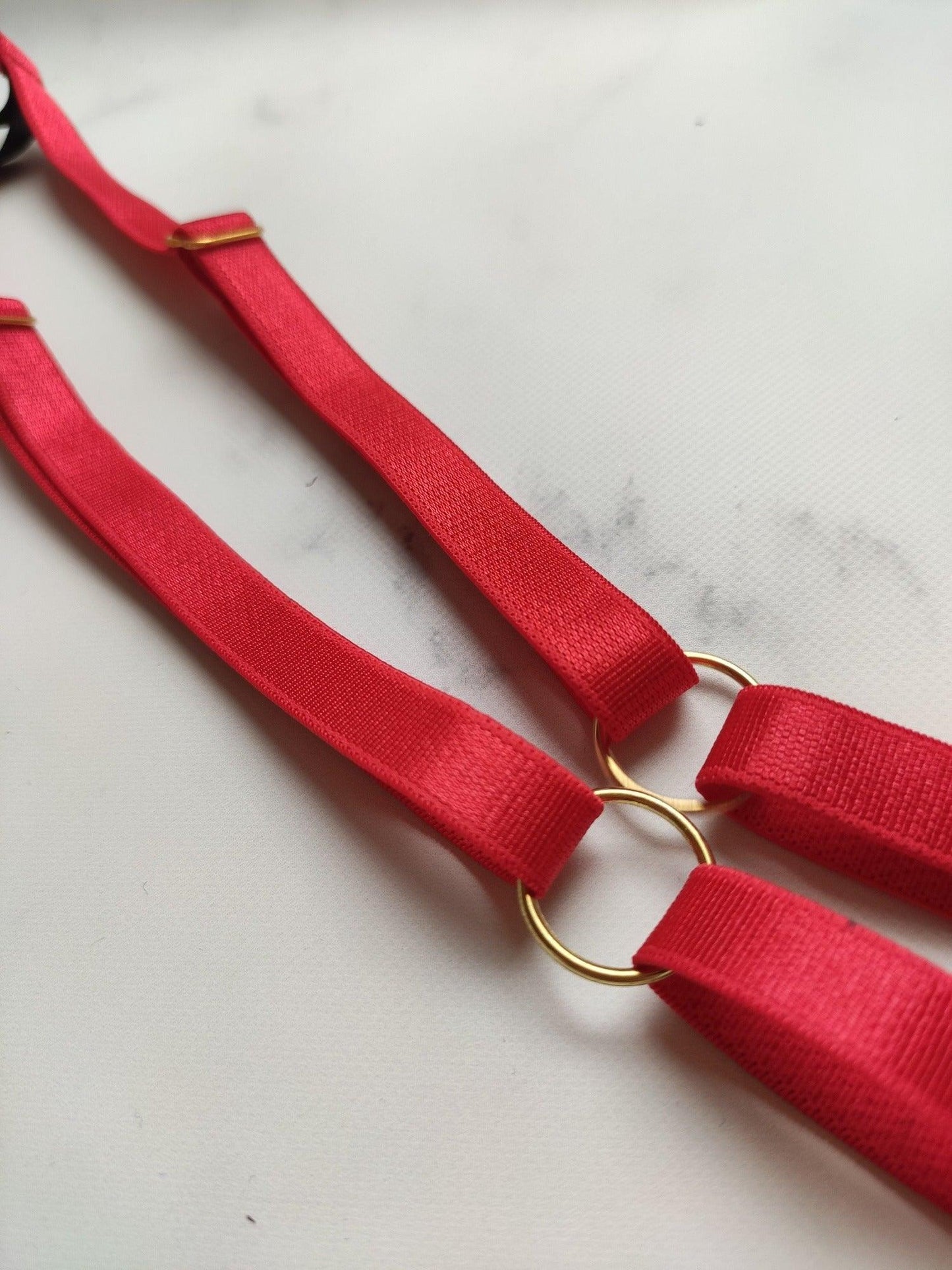 Choker z Metalowym Kółkiem - Czerwony - Selfish