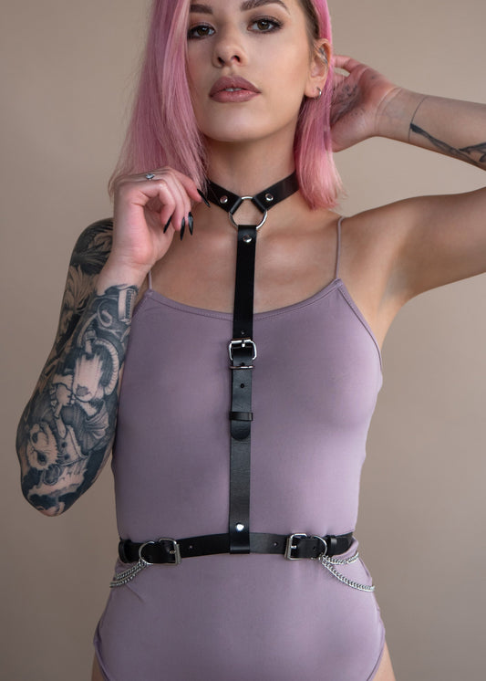 Choker suspenders