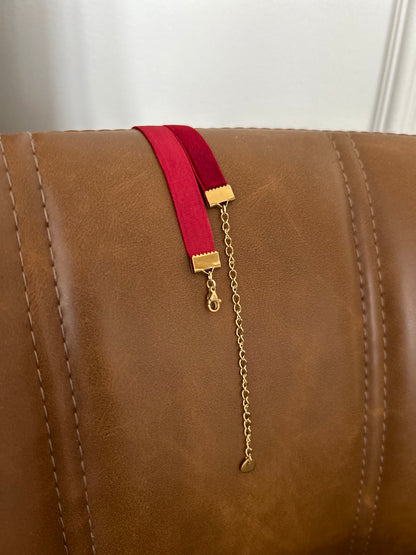 Aksamitka Bordowa - Choker na Szyję z Sercem z Cyrkonii