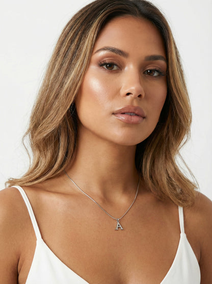 Lunar Letter - Srebrny naszyjnik z literką Inicjałem