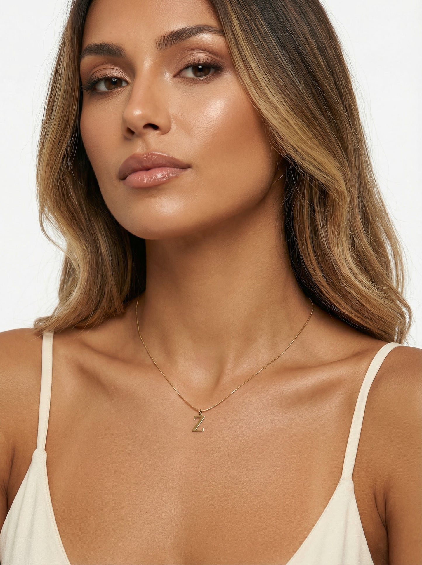 Maanletter - Gouden ketting met beginletter